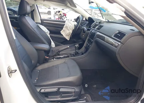 2016 Volkswagen Passat 1.8T Se из США, поврежденный, VIN 1VWBS7A35GC036910